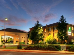 holiday-inn-express-and-suites-roswell-2532066243-4x3